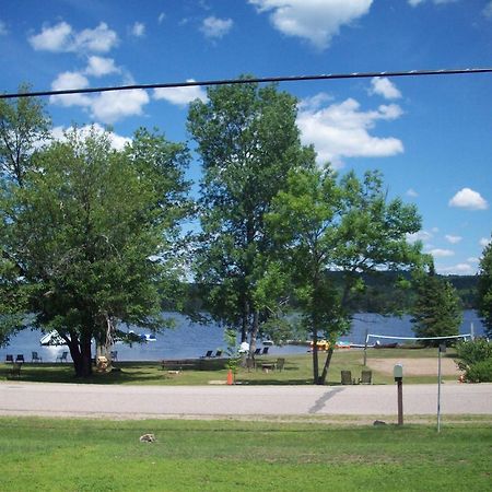 Lakewoods Cottage Oxtongue Lake Екстер'єр фото