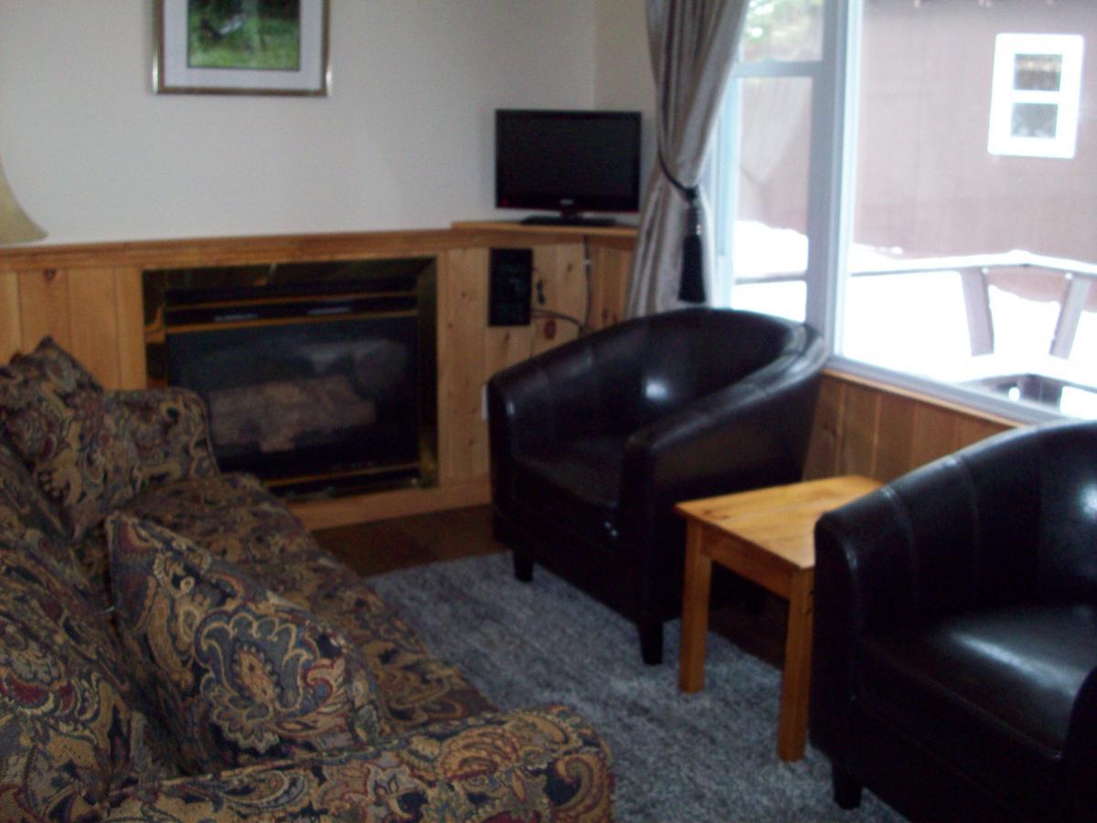 Lakewoods Cottage Oxtongue Lake Екстер'єр фото
